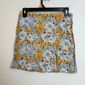 Urban Outfitters Notch Linen Floral Mini Skirt yellow size SP Festival Coquette